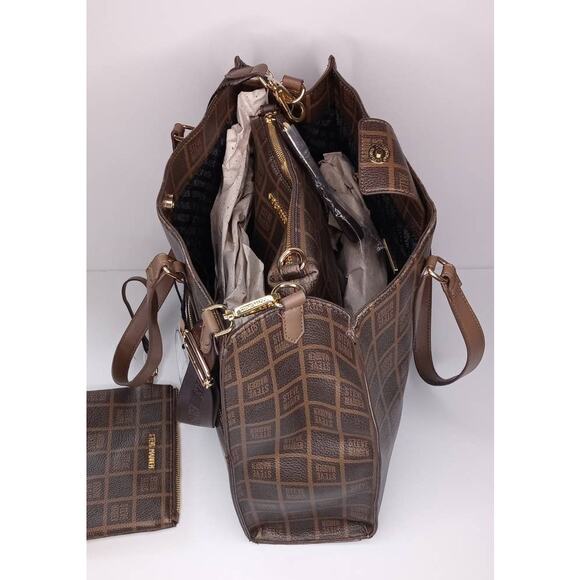 Steve Madden Boliva 3 Piece Set Includes Tote, Crossbody & Wristlet - New - Picture 9 of 10